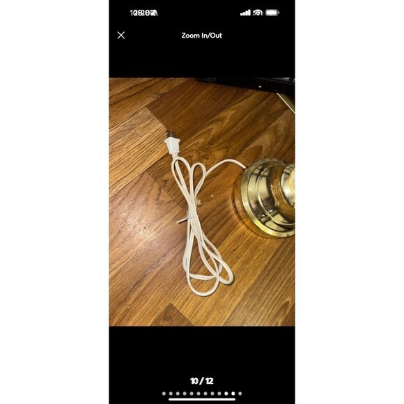 Lamp Vintage Boudoir White Milk Glass Floral Lampshade Brass Table Lamp FLAW - Picture 5 of 11